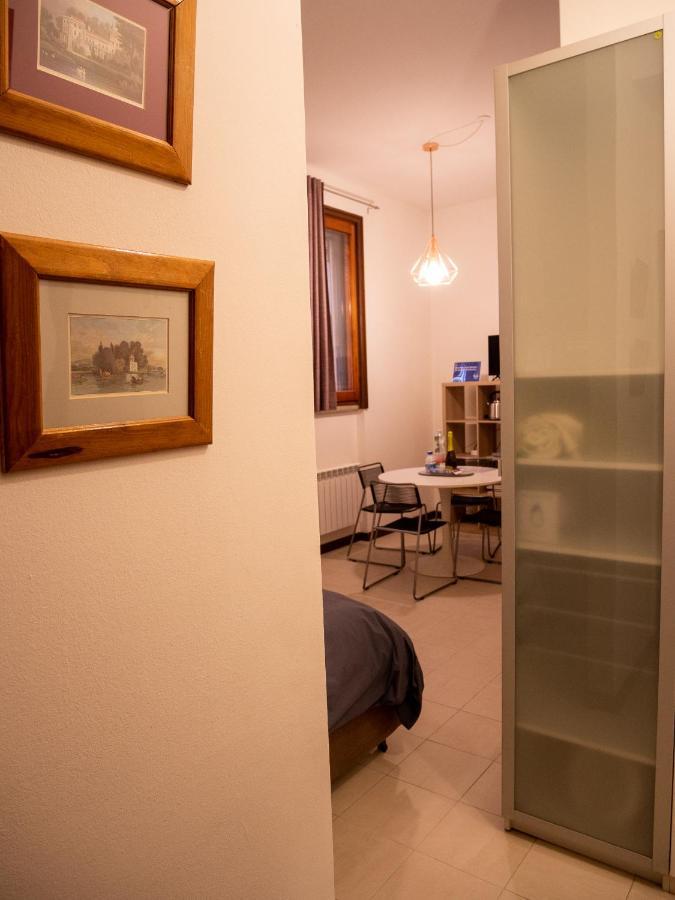 Chambers Short Rentals - Via Gezio Calini Brescia - 2 Studio Flats Eksteriør bilde